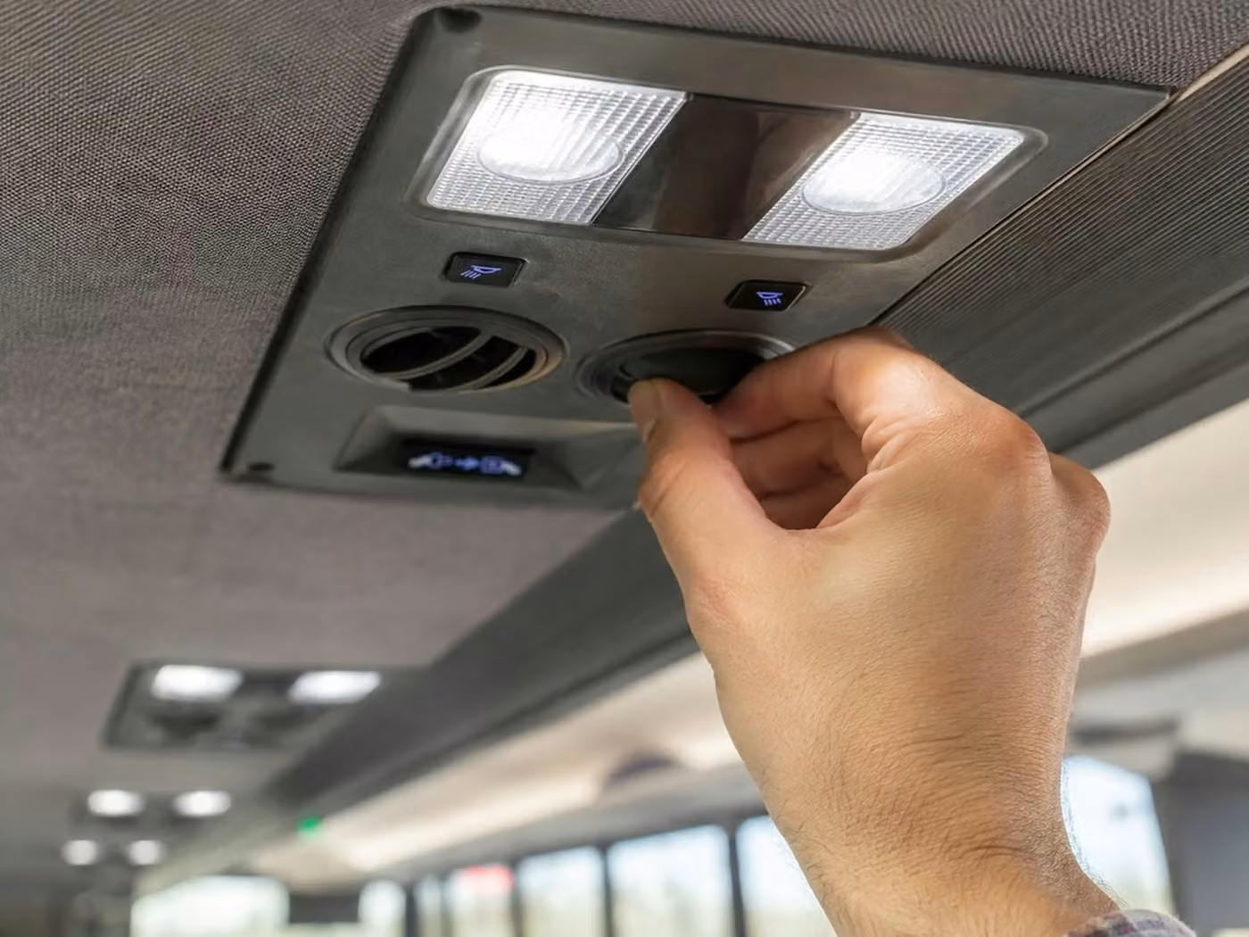 pine bluff 25 passenger minibus air conditioning