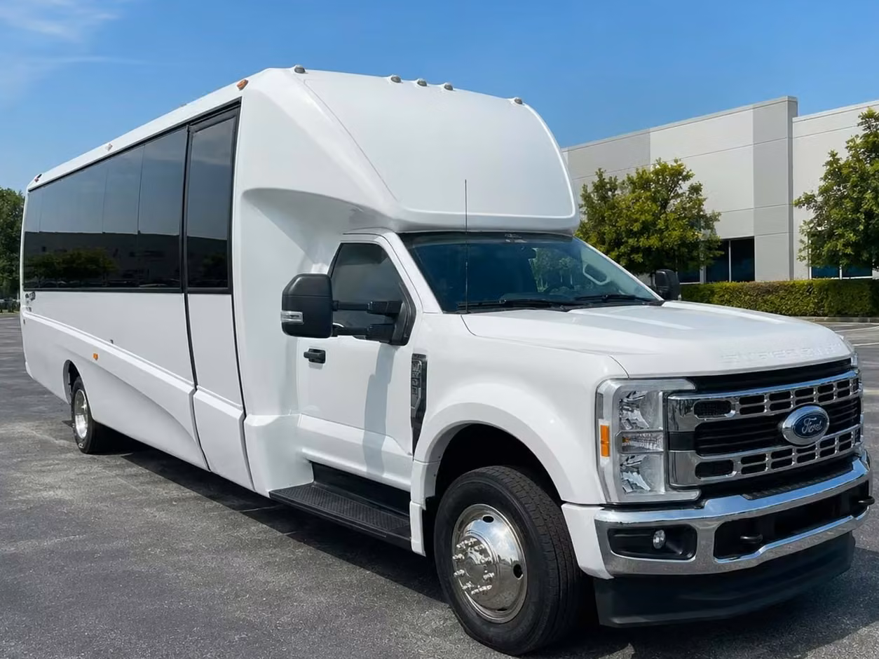 pine bluff 25 passenger minibus rental