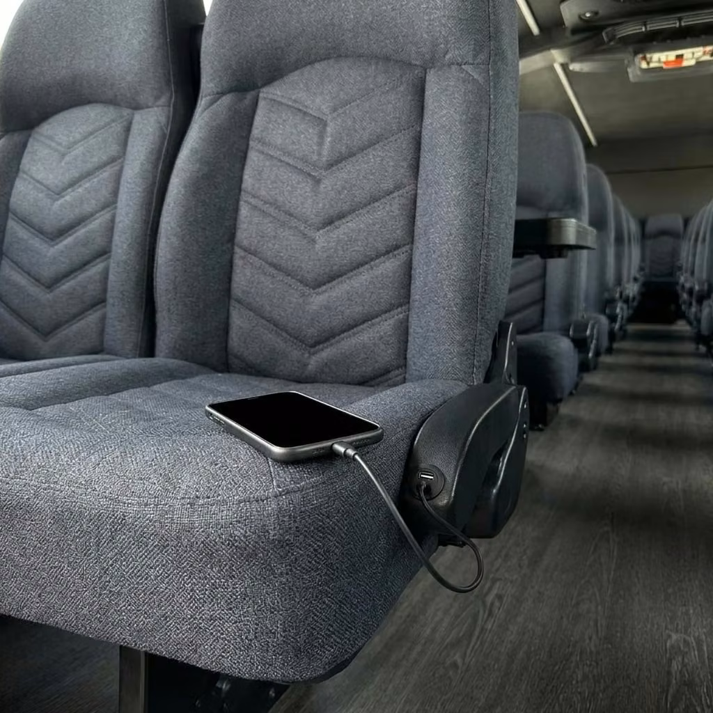 pine bluff 25 passenger minibus usb charging