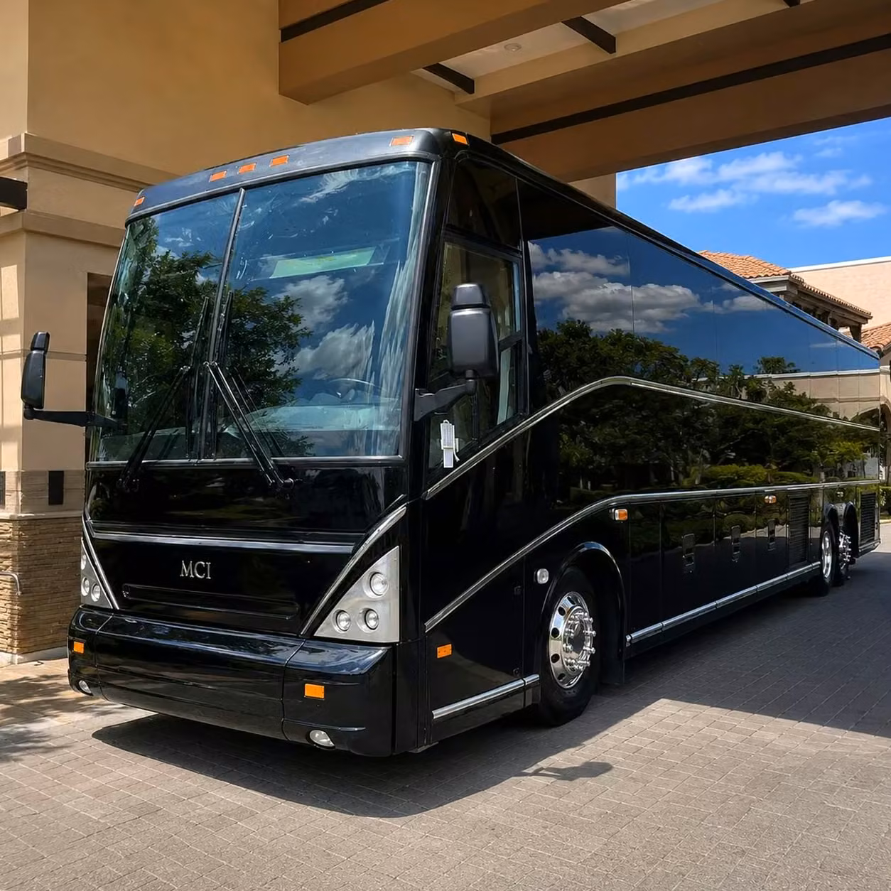 pine bluff bus rentals for family reunions