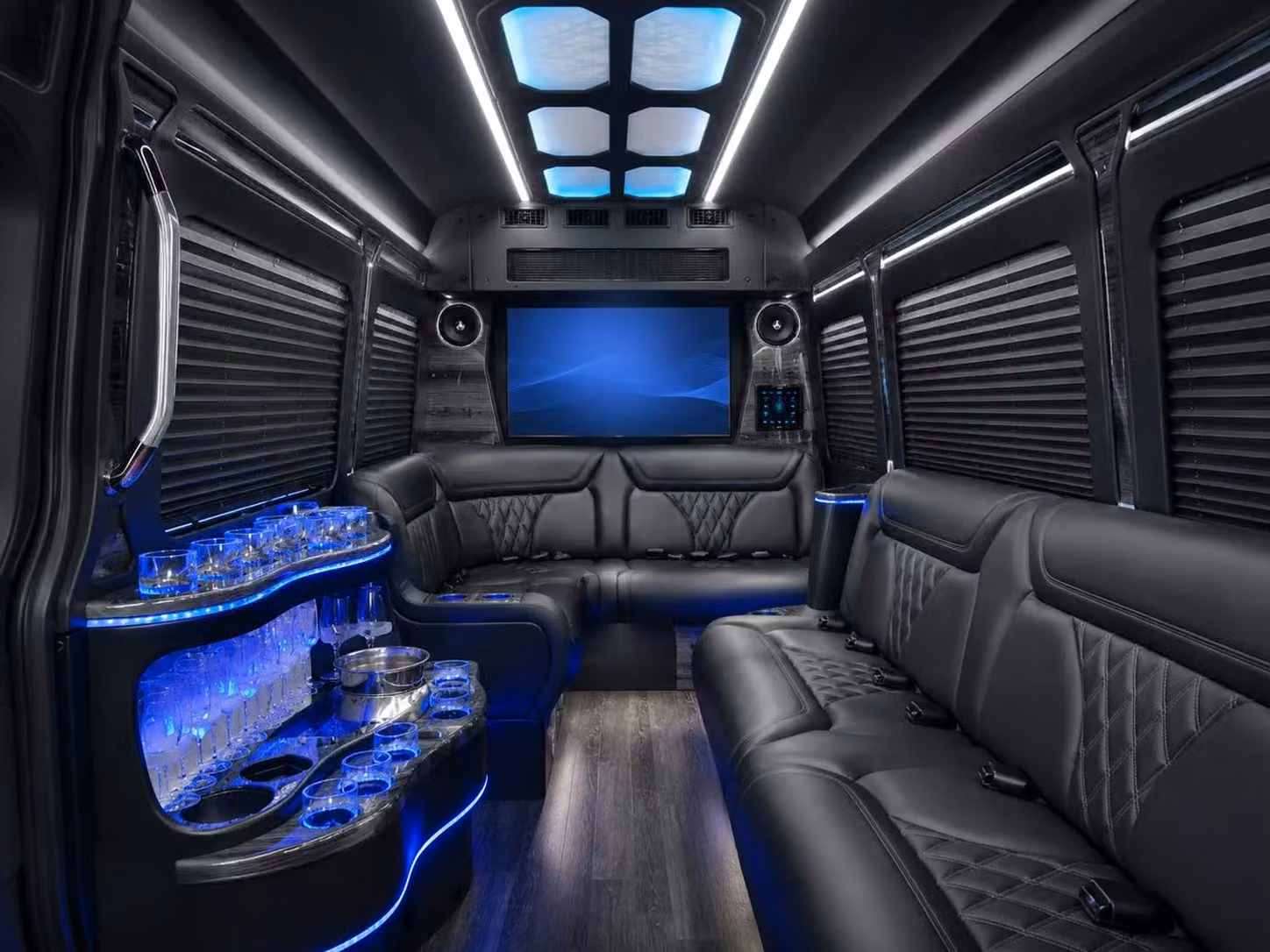 pine bluff bus rentals for special events and dinners