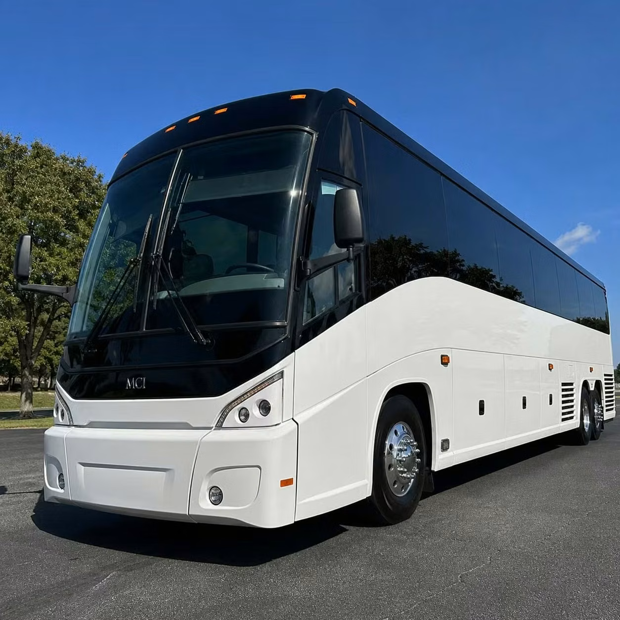 pine bluff custom shuttle loops between pine bluff hotels bars and venue gates