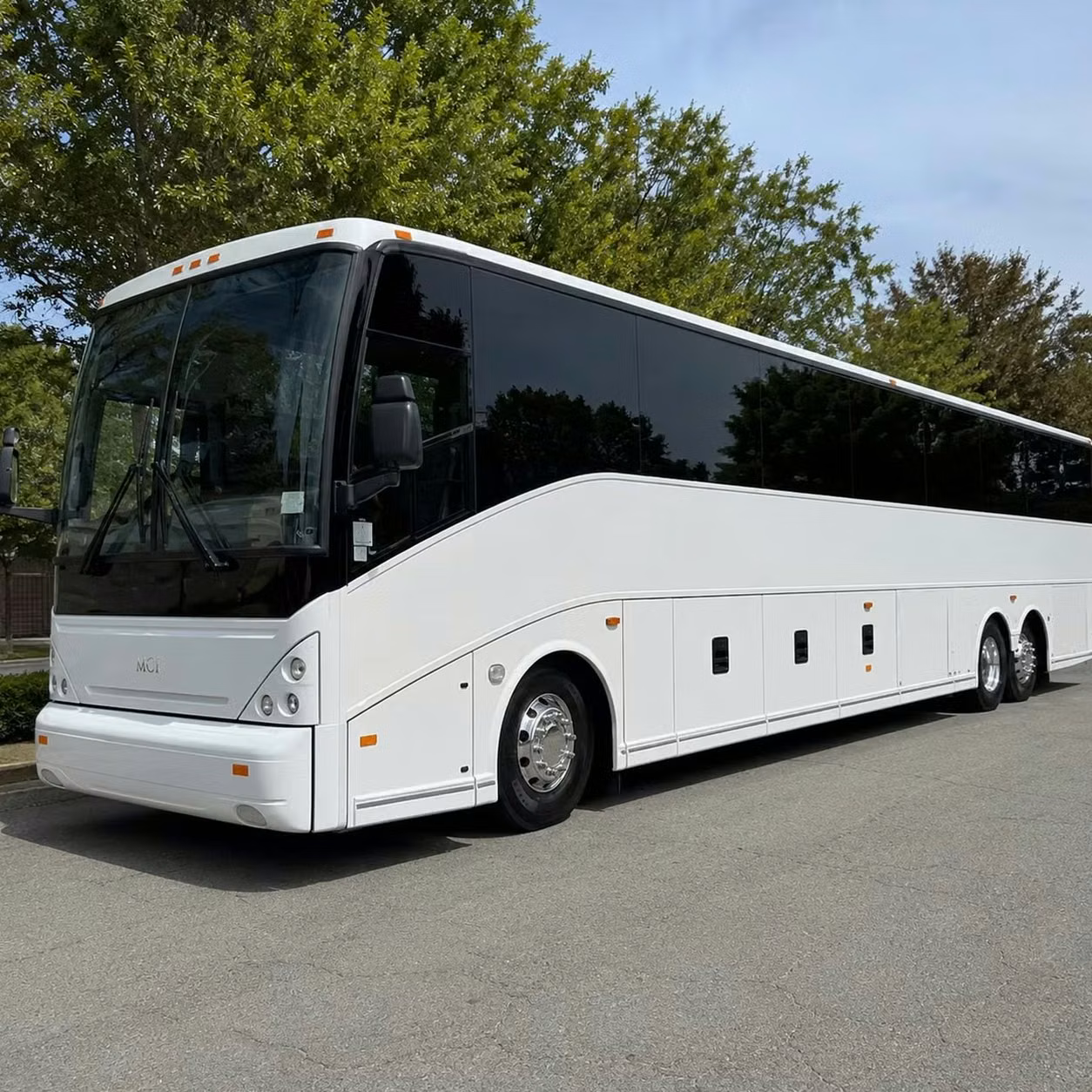 pine bluff modern motorcoach rentals for corporate events and retreats