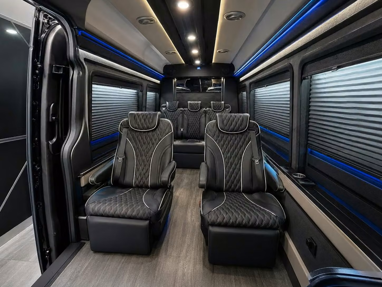 pine bluff private tour buses for long layovers in pine bluff