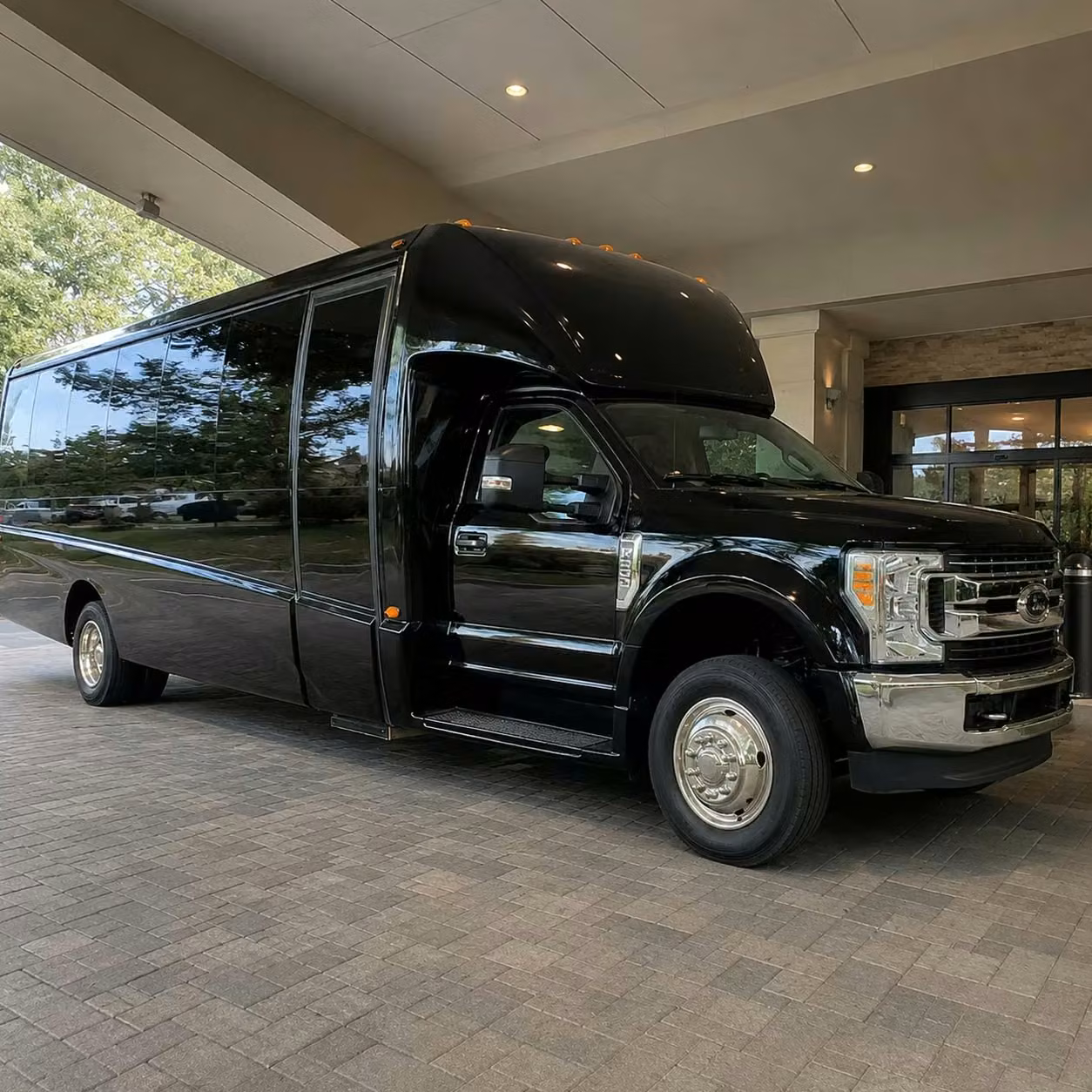 pine bluff wedding transportation